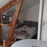 Type F1 à *