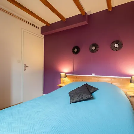 Appartement Type F1 A *