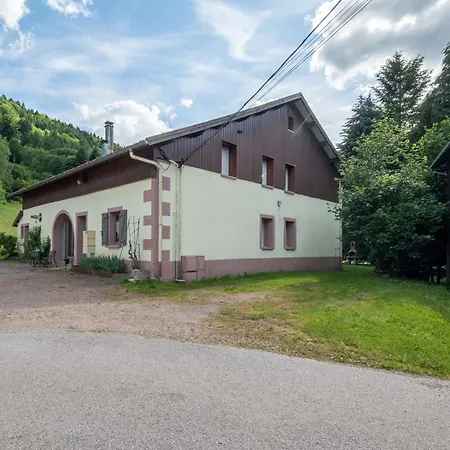 Type F1 A Appartement *