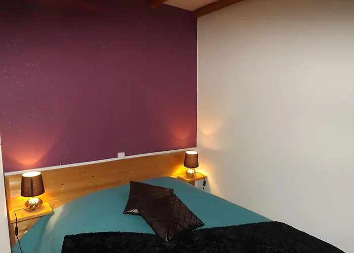 아파트 Type F1 A *